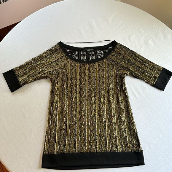 Sanctuary black and gold short sleeved dressy top - Picture 4 of 6